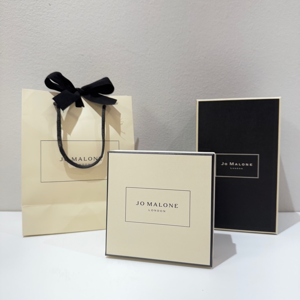 Jo Malone Boxes and Papar Bags Bundle